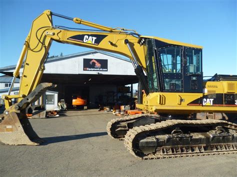 Used Excavators Equipment For Sale in Michigan 